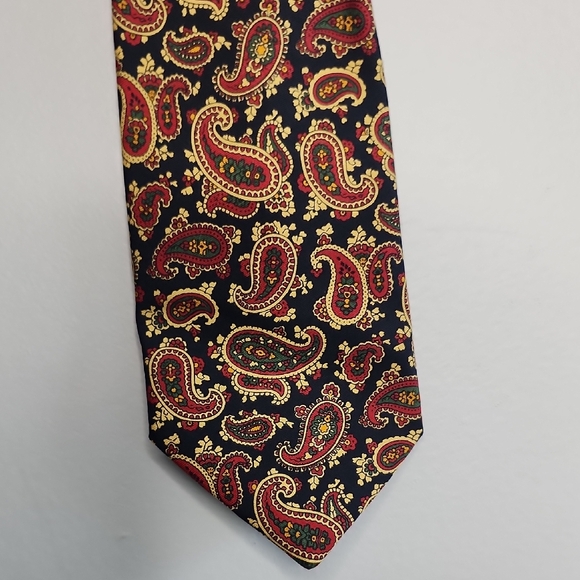 The Burlington Knot By J. Press Paisley Patterned Tie - Black Red Gold